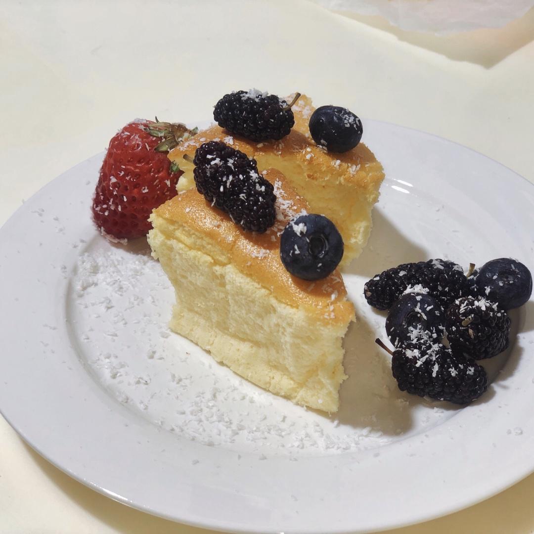 不开裂不回缩不掉皮的酸奶水浴法蛋糕