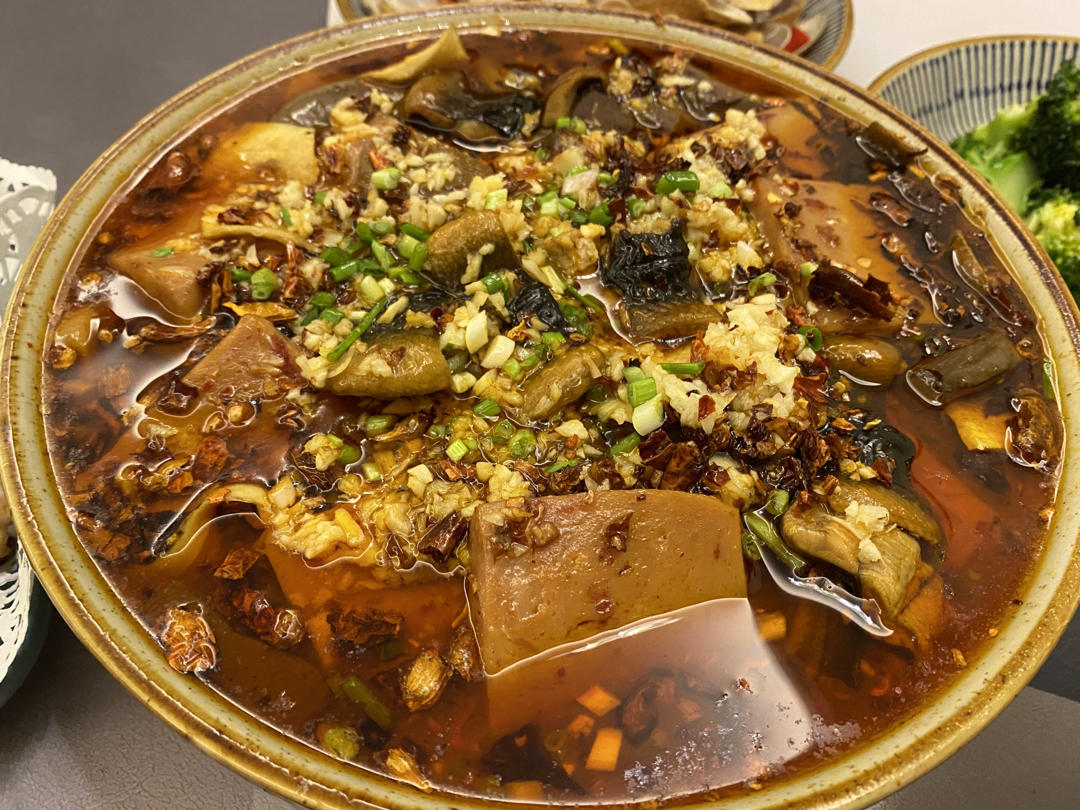 厨师长教你：“毛血旺”的家常做法，味道很棒先收藏起来