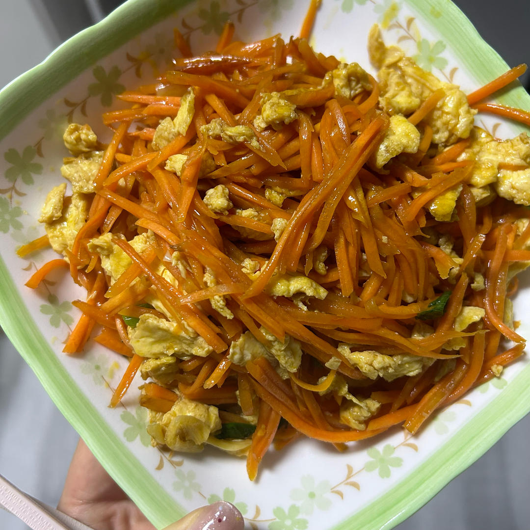 鸡蛋炒胡萝卜丝