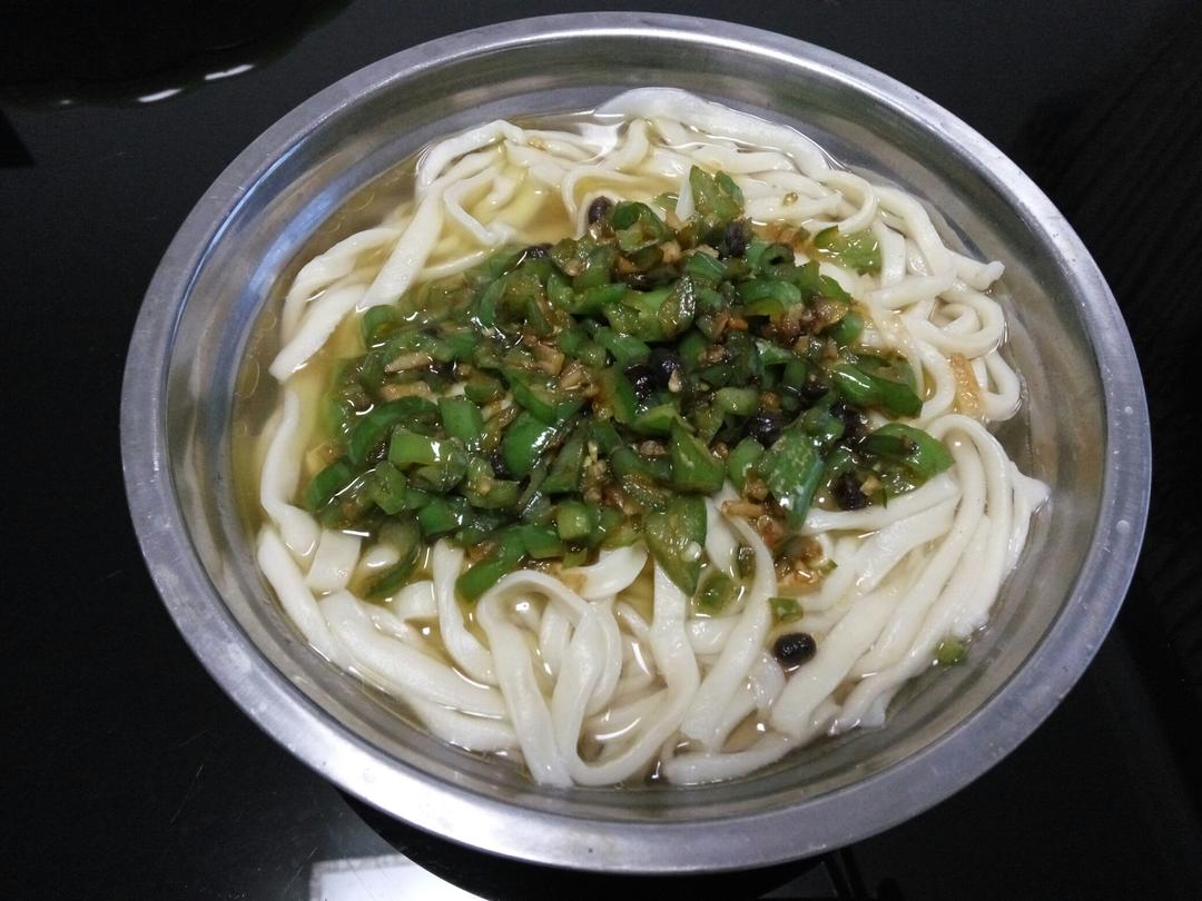 快手纯手工擀面条