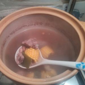 海带玉米排骨汤的做法 步骤3