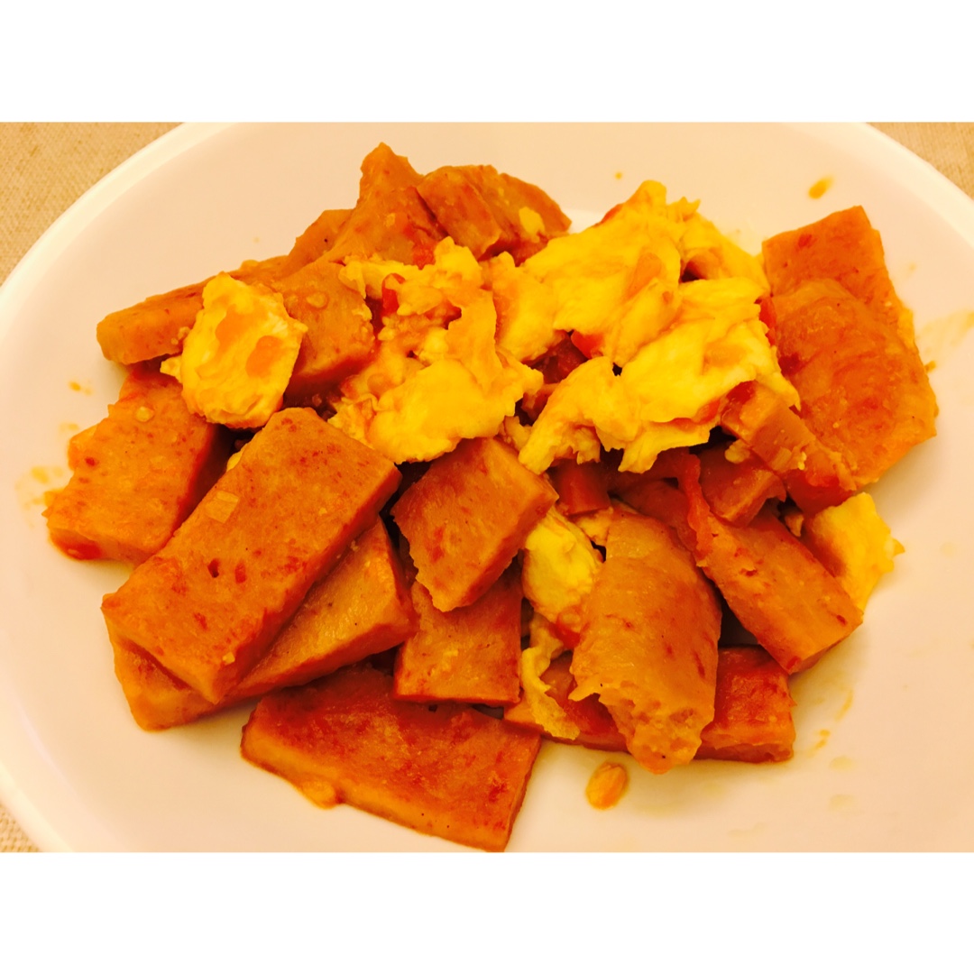 西红柿鸡蛋炒午餐肉