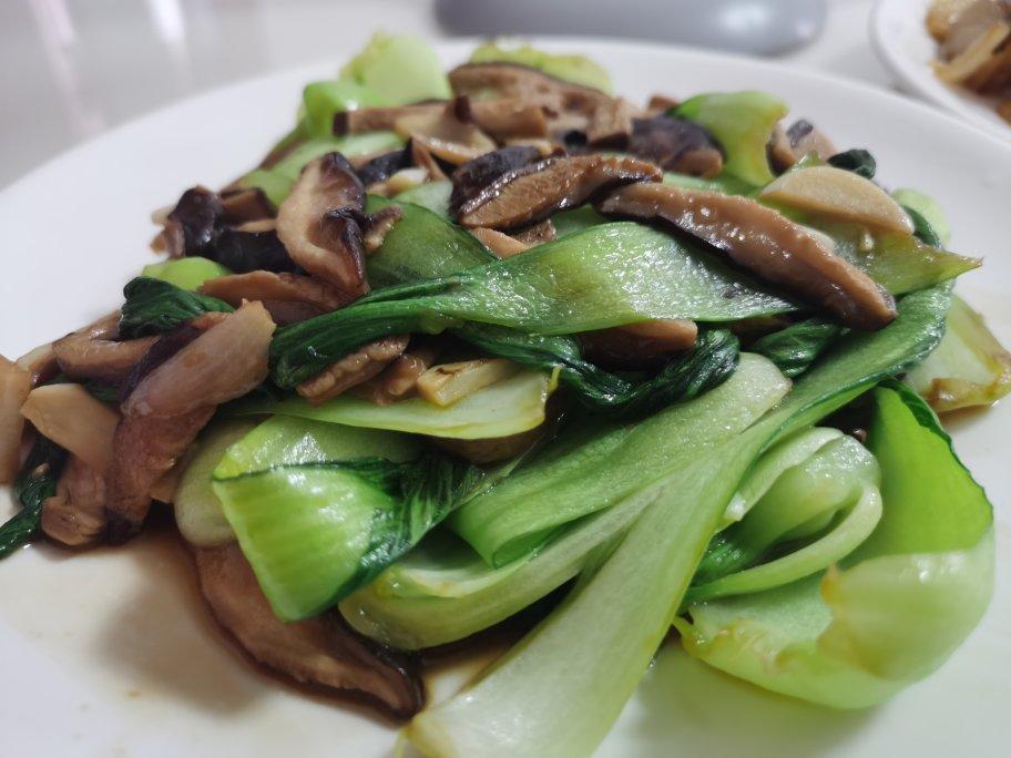 简易版香菇扒油菜