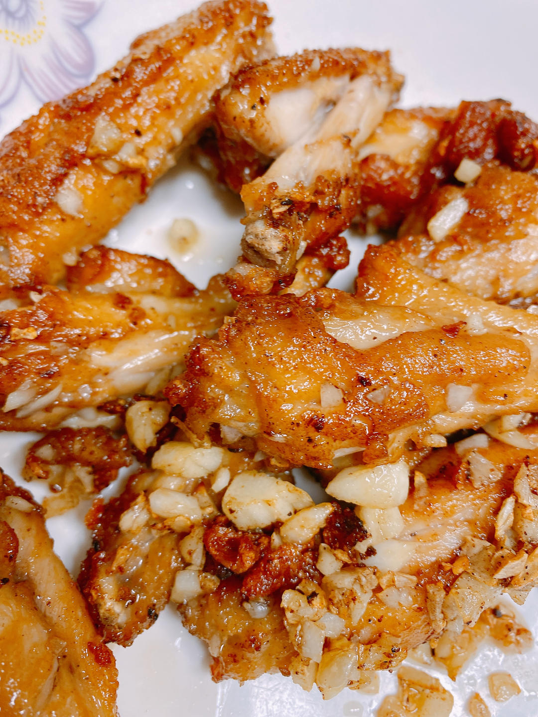 网红菜～好吃到嗦手指的蒜香鸡翅