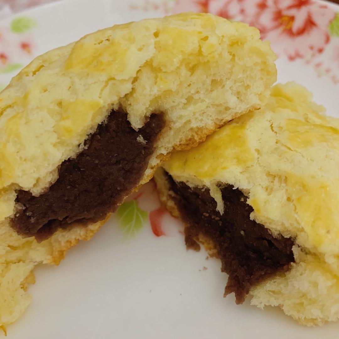 好吃到炸裂的港式菠萝包（附带制作酥皮的小视频）