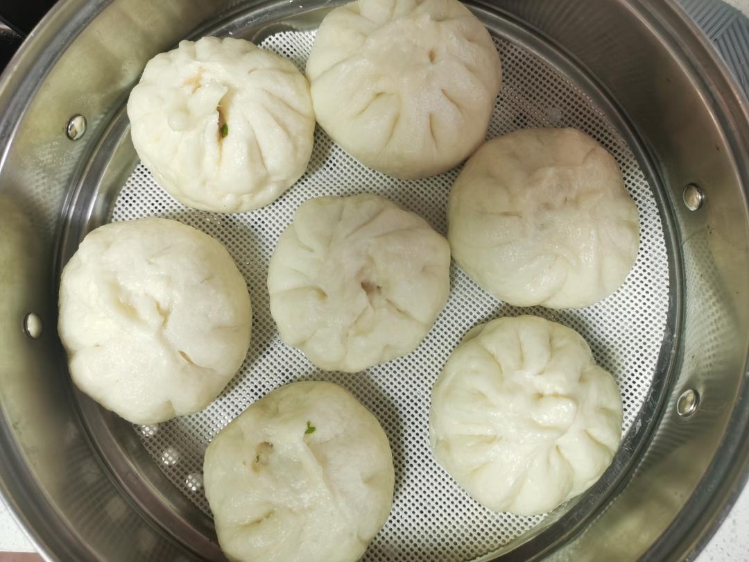 芹菜肉包
