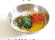青菜玉米面小饼+红薯粥的做法 步骤3