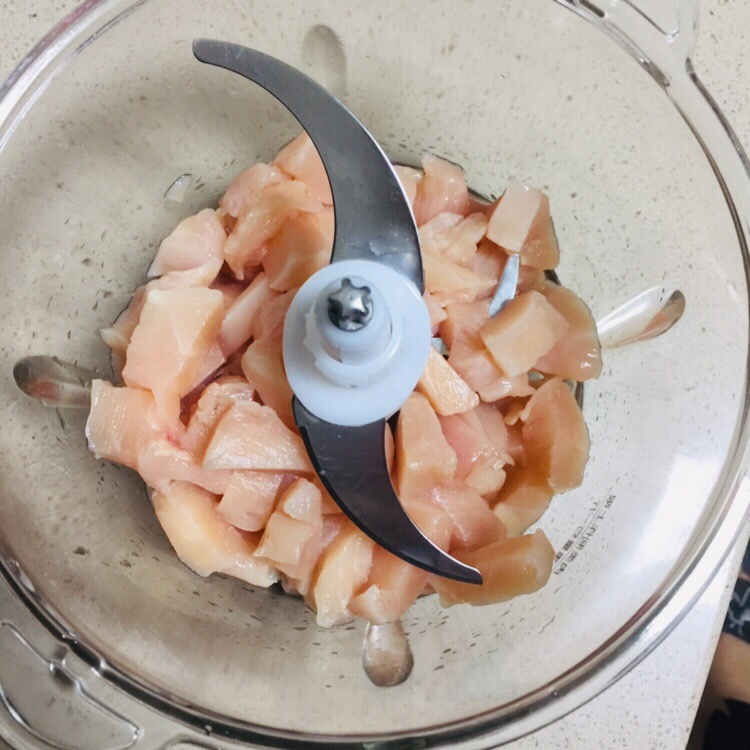 无油香菇🥕莲藕鸡胸肉丸的做法 步骤2