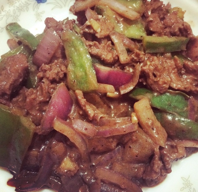 孜然洋葱炒牛肉粒
