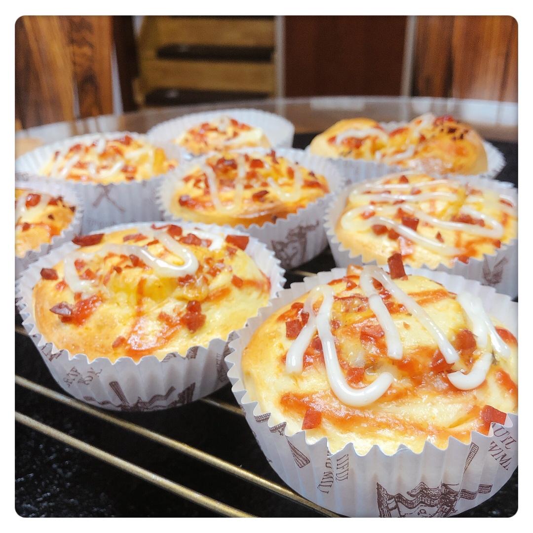 香甜软绵卡士达酱夹心软面包（含光亮剂方法）