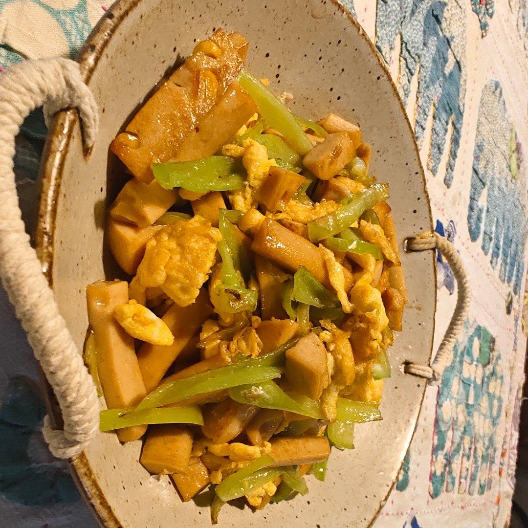 青椒火腿炒鸡蛋