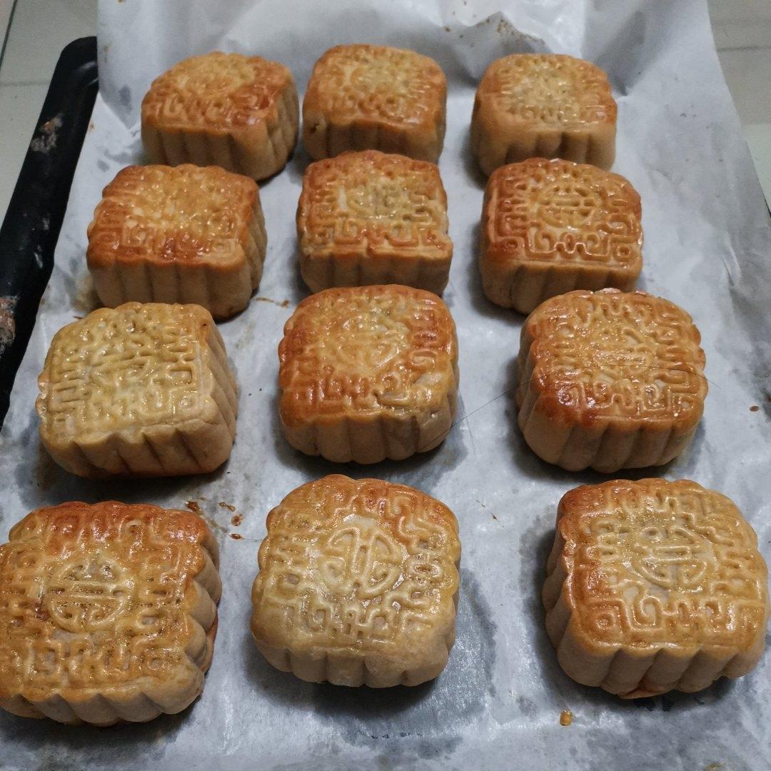 广式月饼（蛋黄莲蓉/蛋黄豆沙）（100克20个）