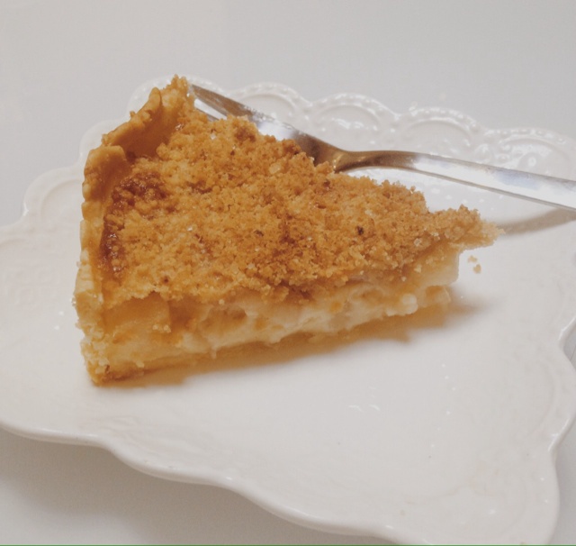 鲜奶油蜜桃派
