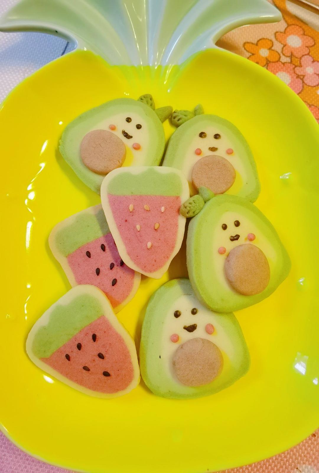 莣tq81做的牛油果切片饼干卡通造型饼干曲奇饼干冰箱饼干