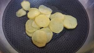 芝士辣白菜土豆片（万物皆可芝士）的做法 步骤3