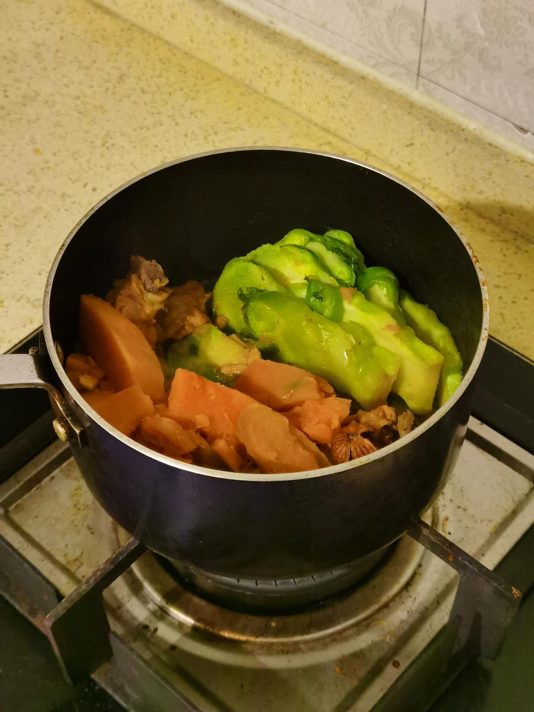 金瓜排骨 Pumpkin Stew with Ribs