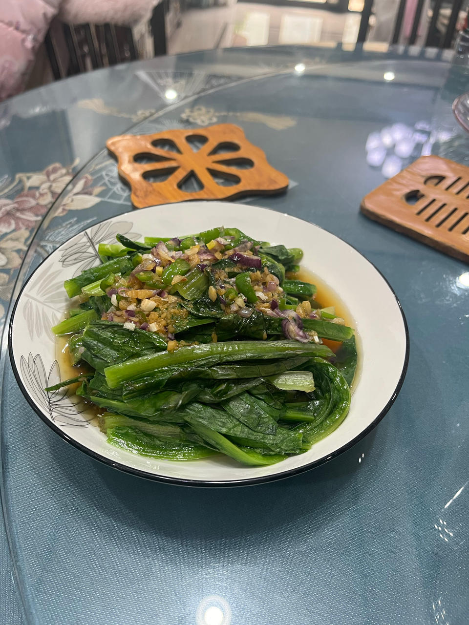 变废为宝～凉拌莴笋叶