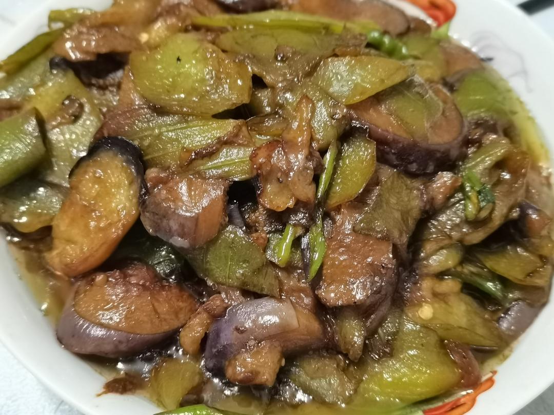 比肉好吃百倍的素炒茄子