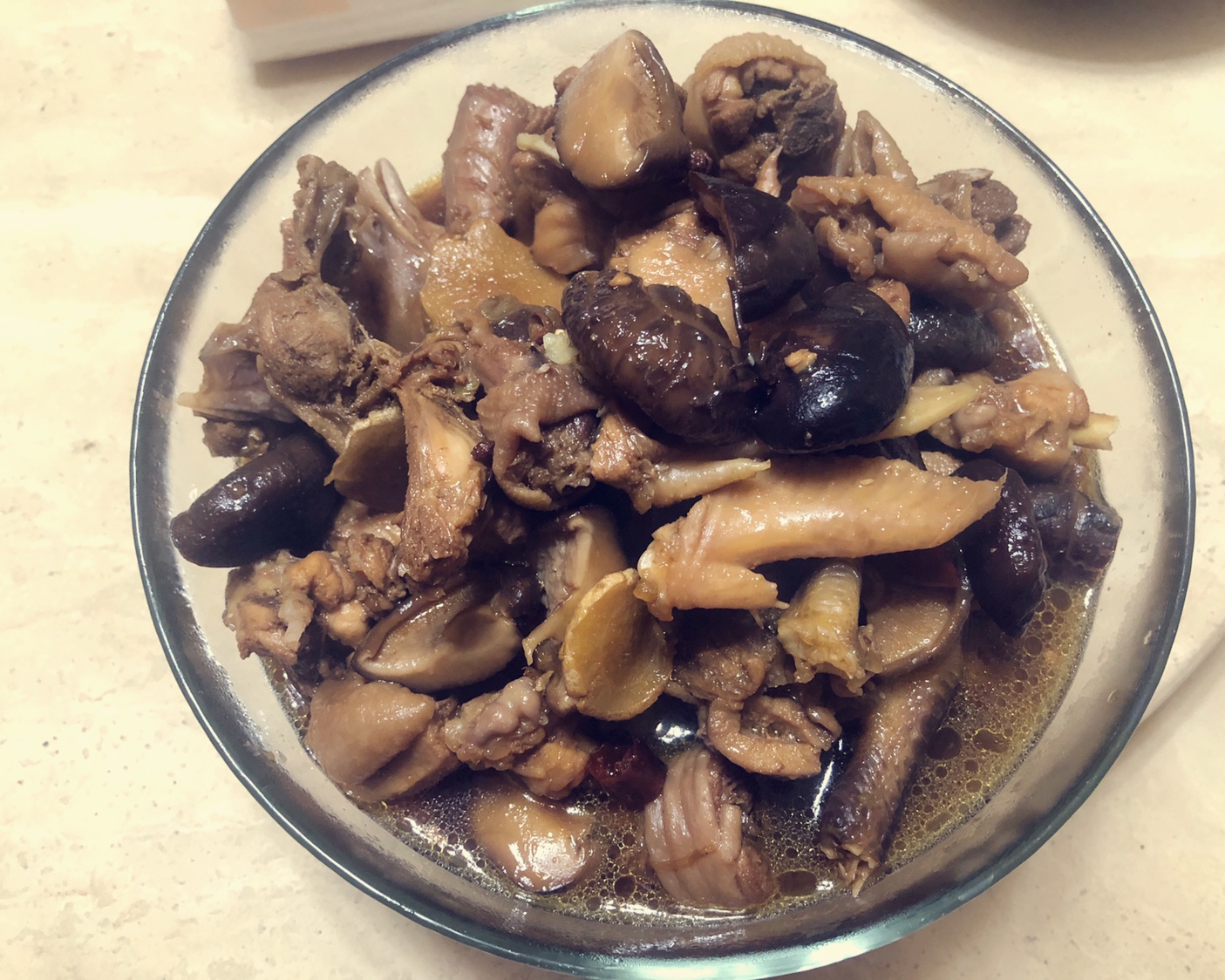 香菇炖姜麻鸡的做法