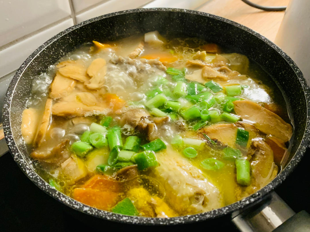 土鸡汤