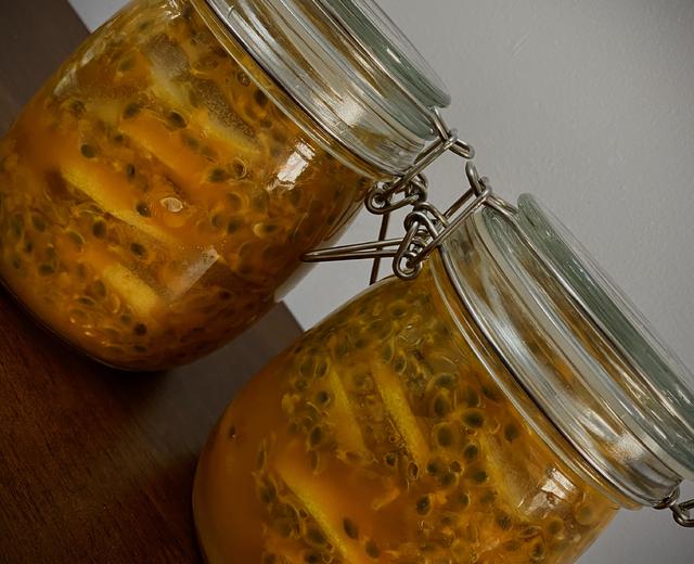 自制超简单柠檬蜂蜜百香果,让你默默喝白到发光的做法