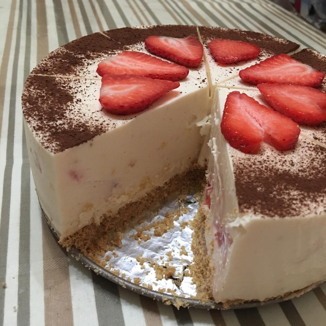 《Tinrry下午茶》教你做草莓芝士慕斯（6寸配方）