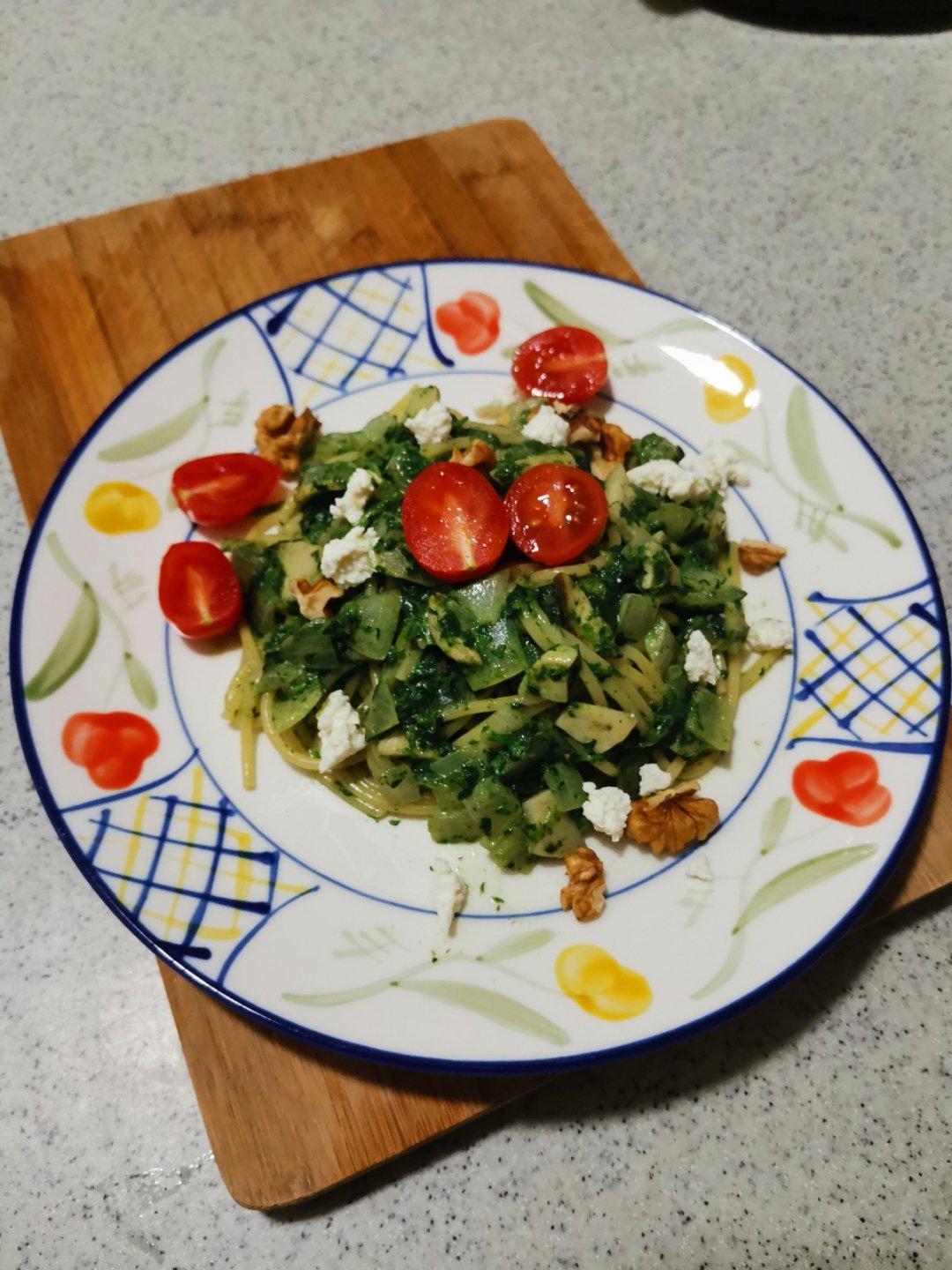 【减脂美味】菠菜口蘑牛奶意面