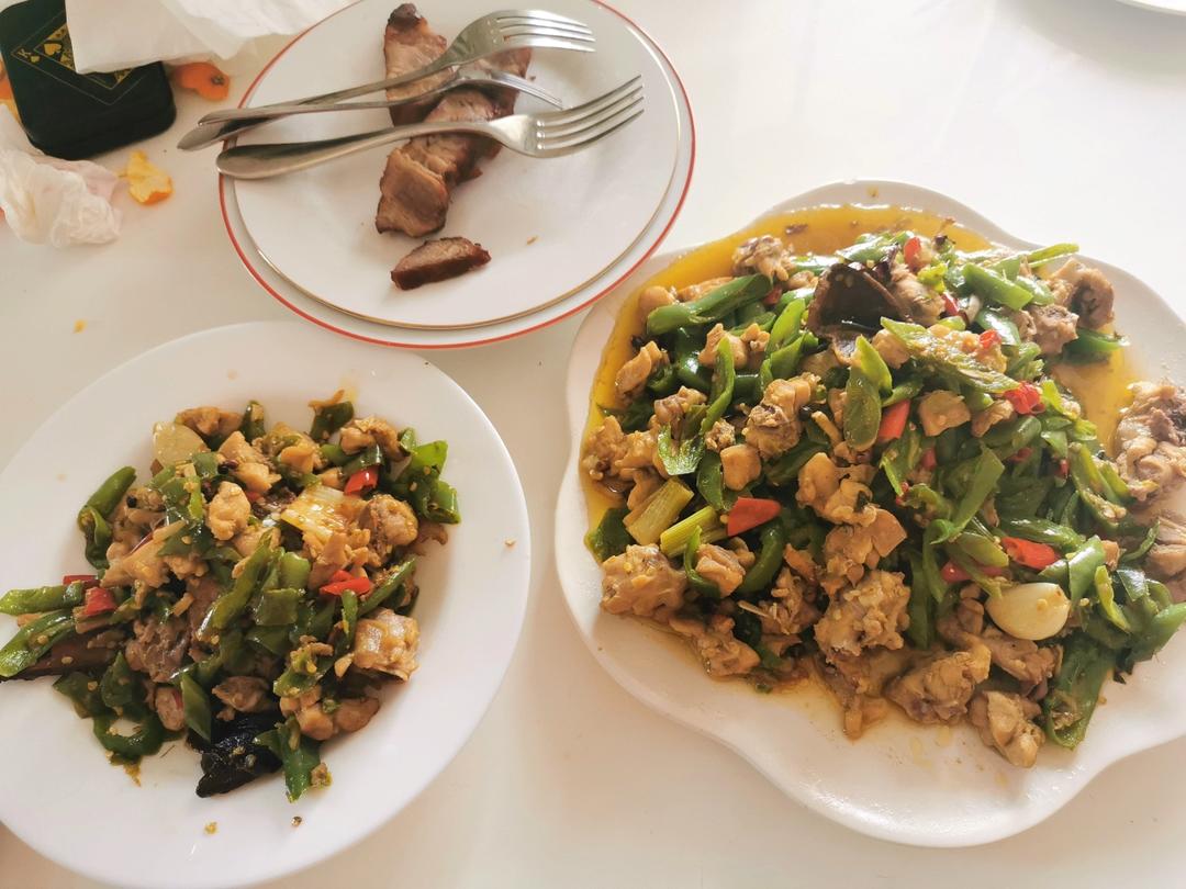 重庆江湖菜—尖椒兔 家常做法 麻辣鲜香