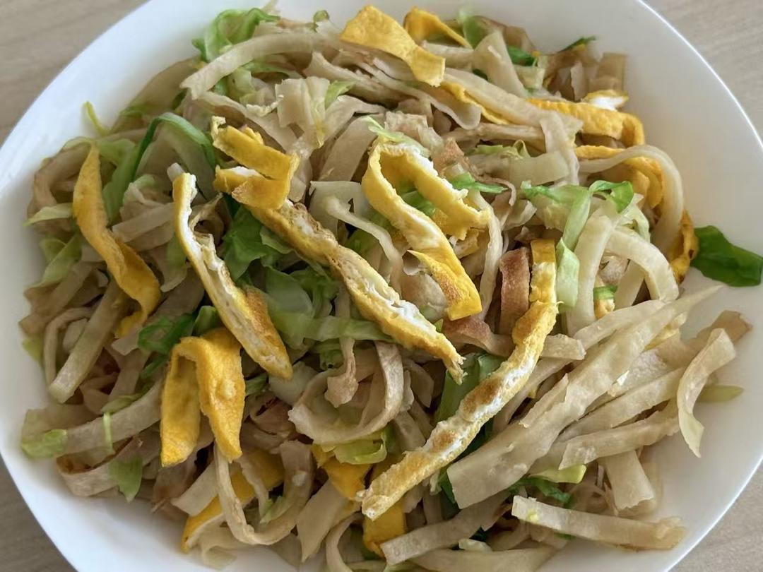 圆白菜鸡蛋炒饼