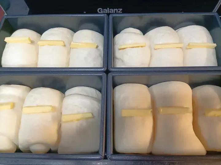 好吃到停不下来！❤️又香又软的生吐司