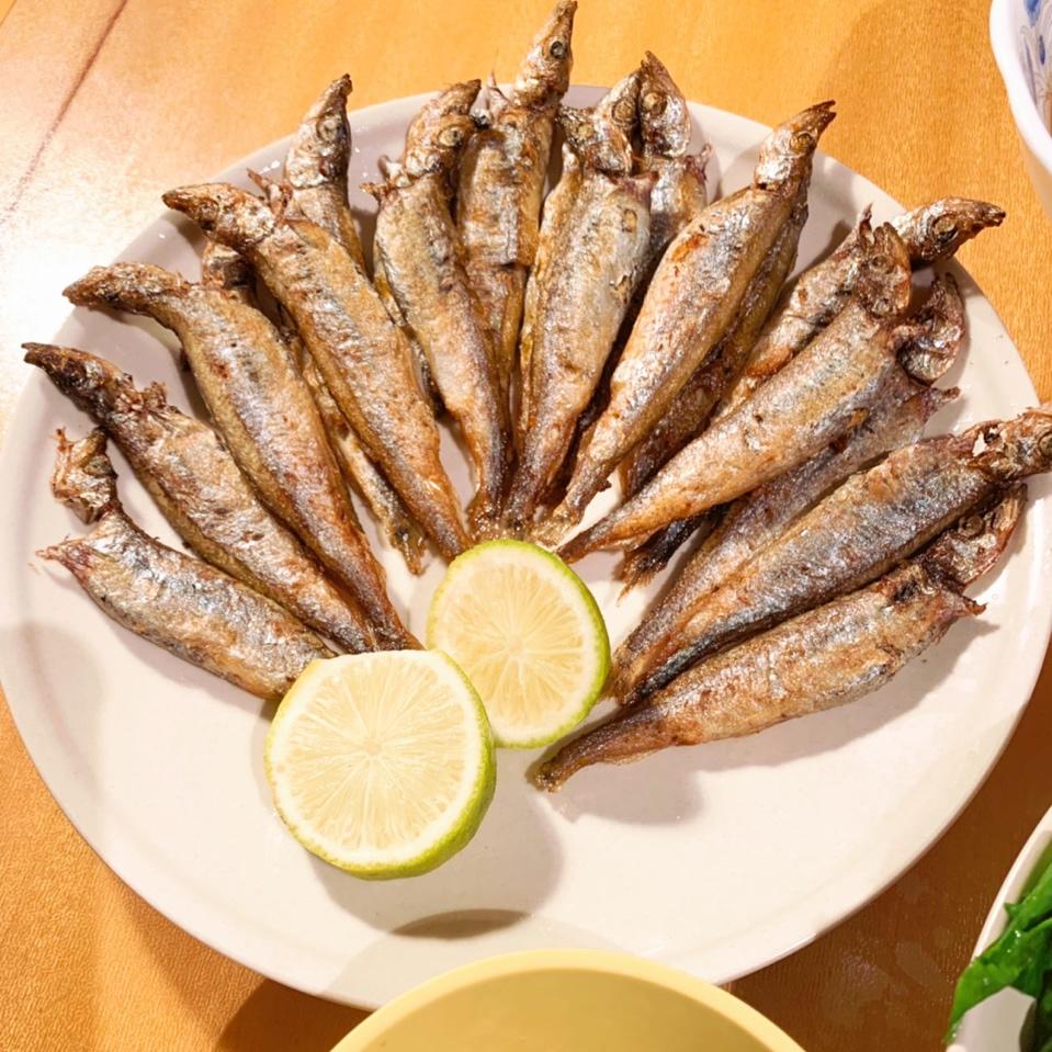 香煎多春鱼