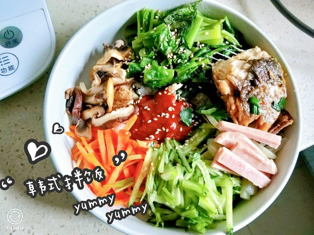 超多料的石锅拌饭
