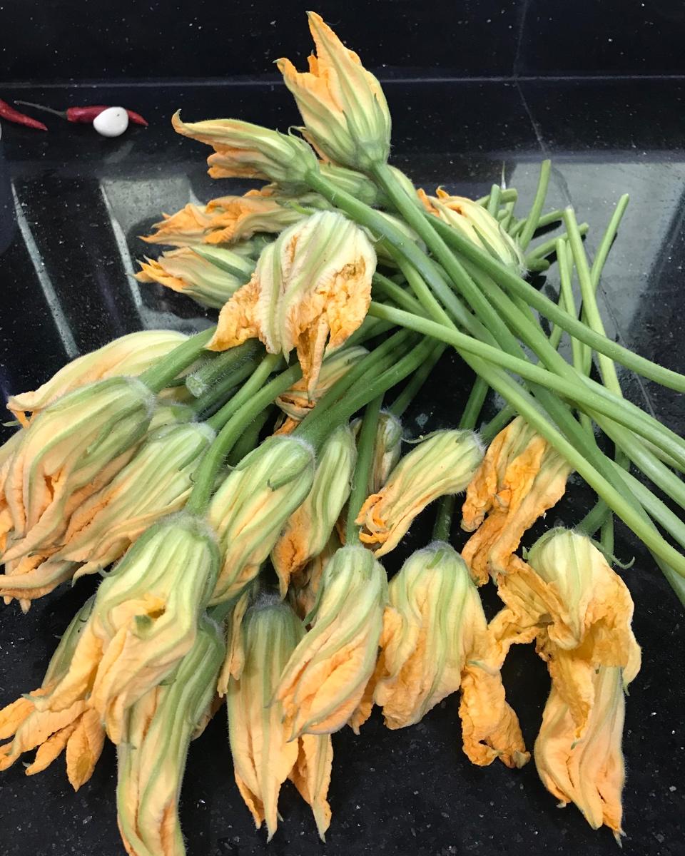 肉片南瓜花汤