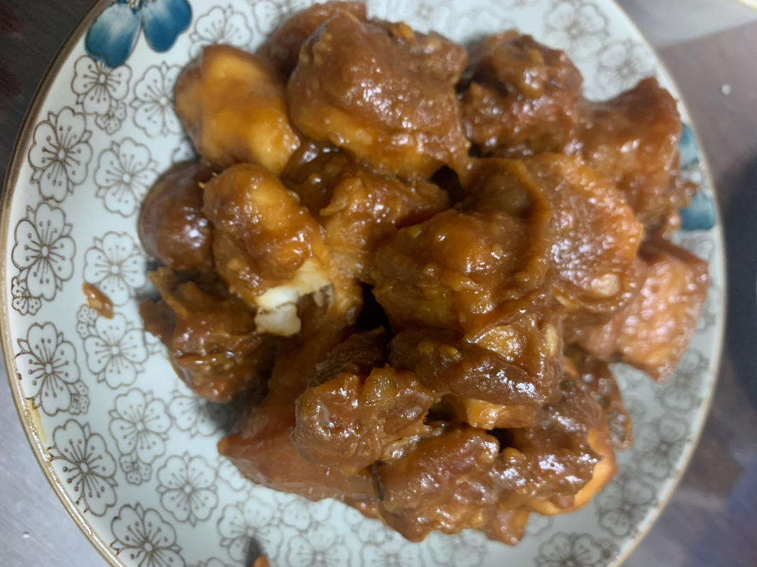 芋艿红烧肉