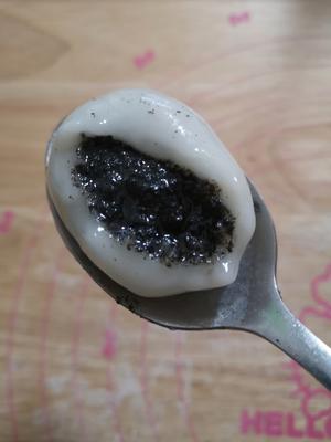 流沙芝麻汤圆 传统黑洋酥版的做法 步骤8
