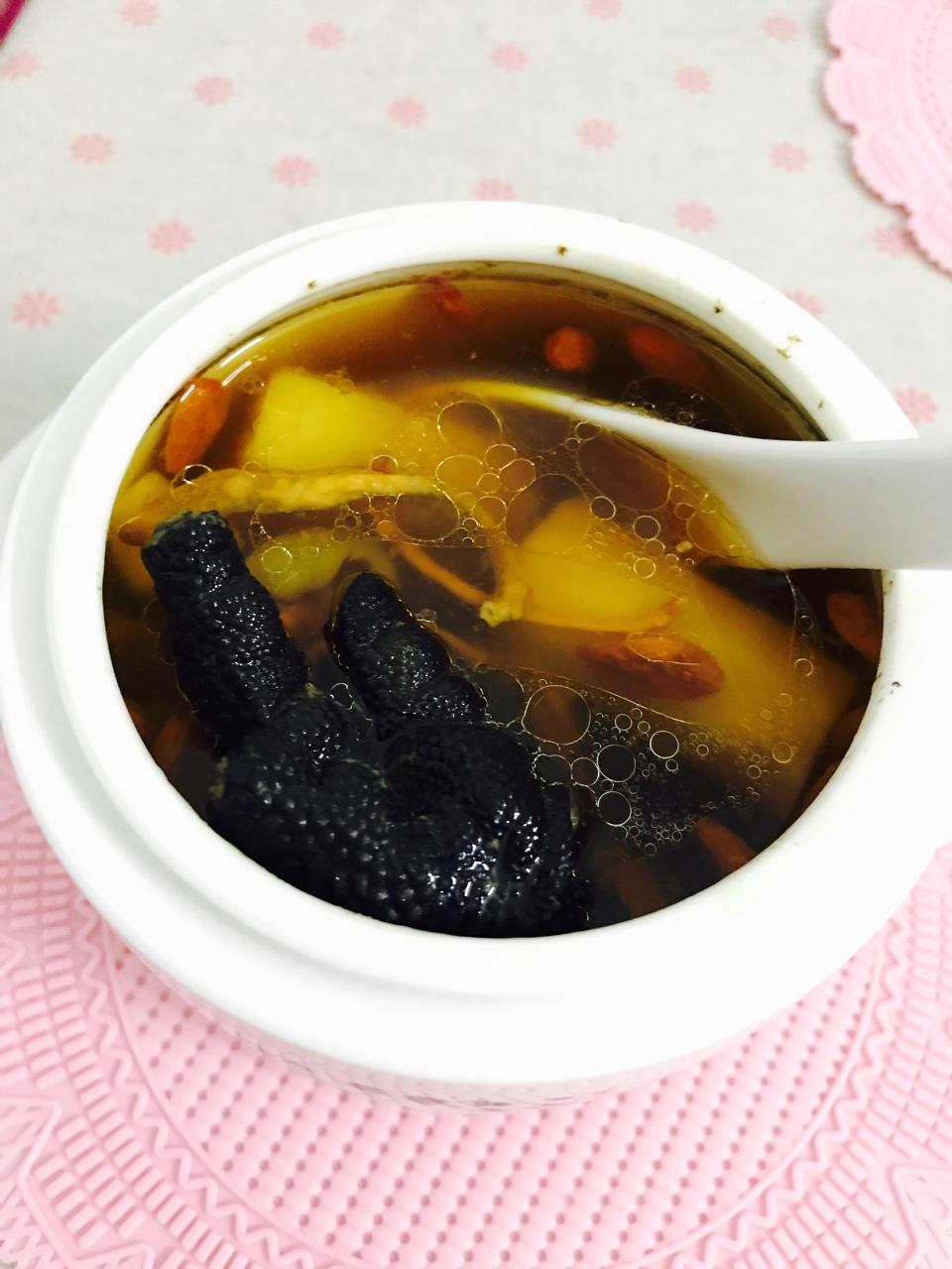 虫草花乌鸡汤