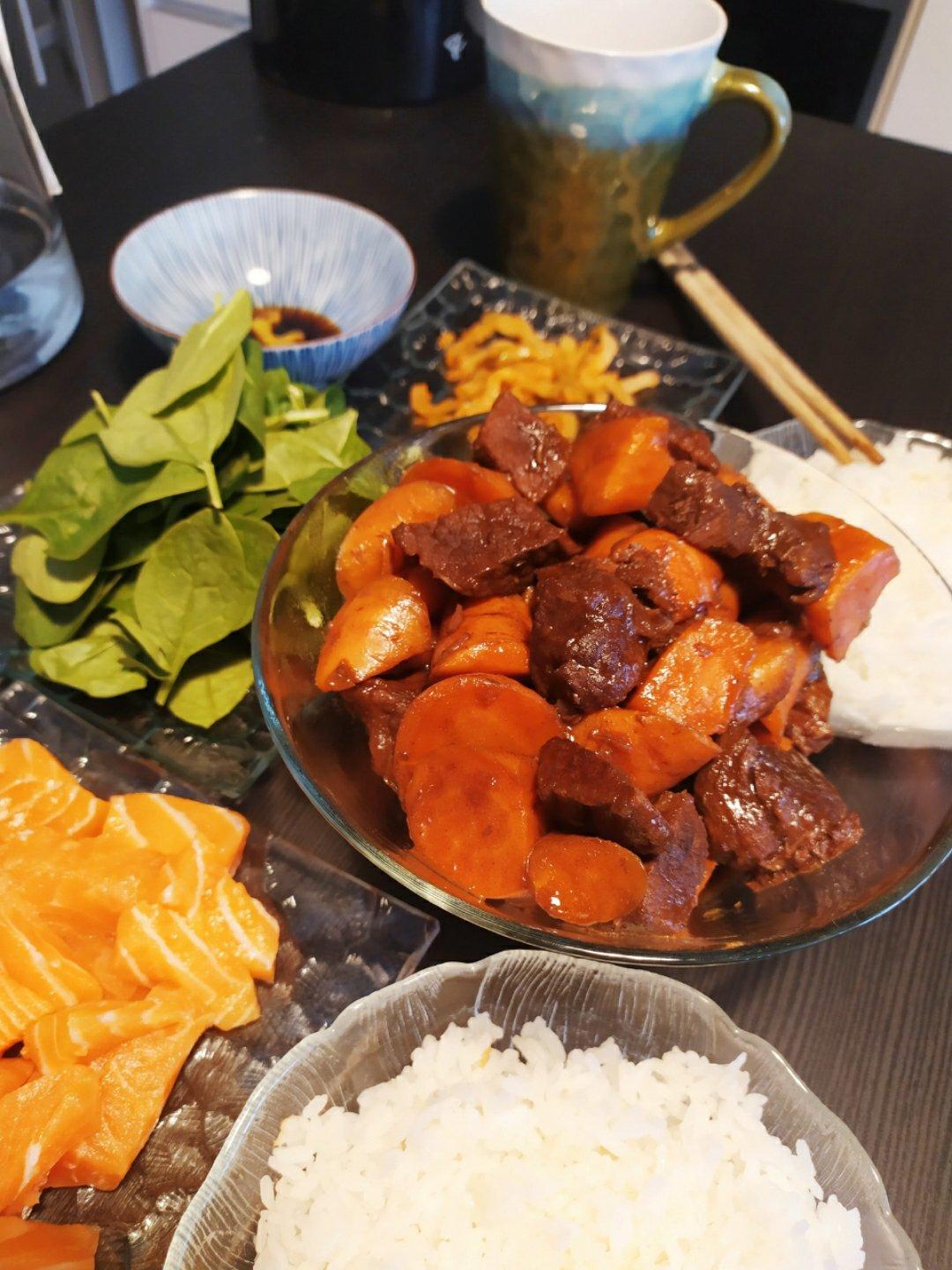 沙沙土豆胡萝卜炖牛肉