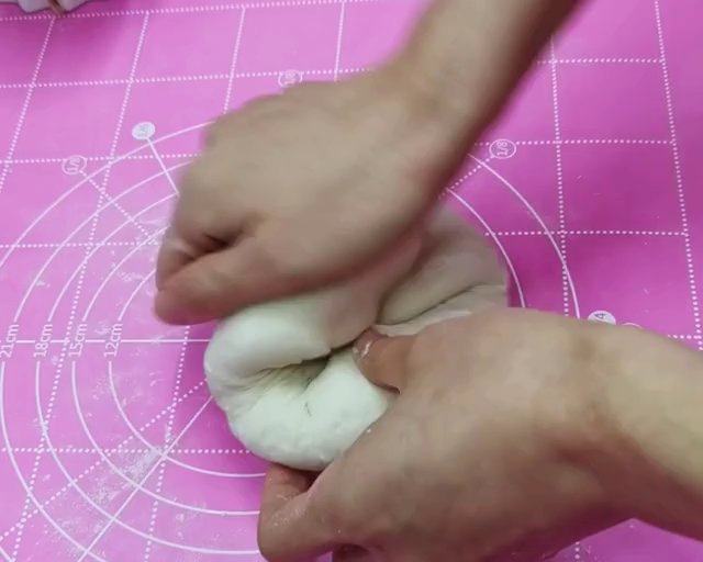 ㊙️螺旋豆沙酥饼 附开酥整形视频 步骤详细的做法 步骤7
