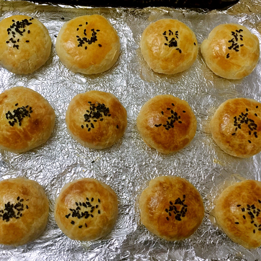 酥皮绿豆饼   酥得掉渣渣