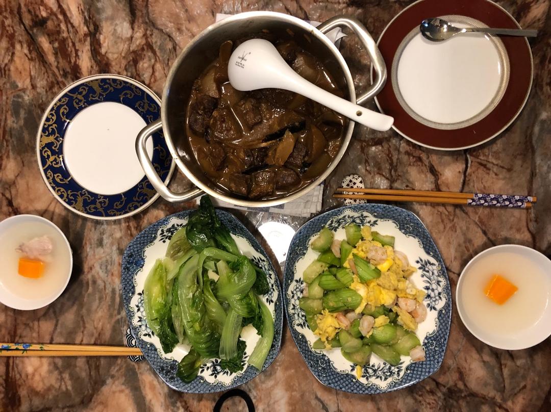 萝卜牛腩煲（无柱候酱无高压锅无沙煲版）