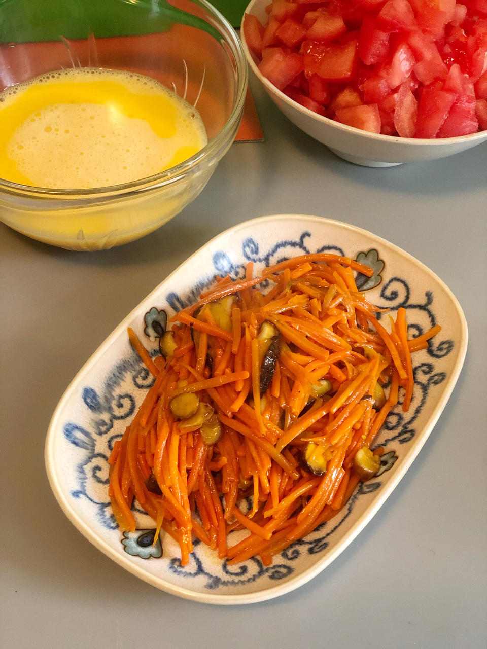 好吃的香菇木耳炒胡萝卜