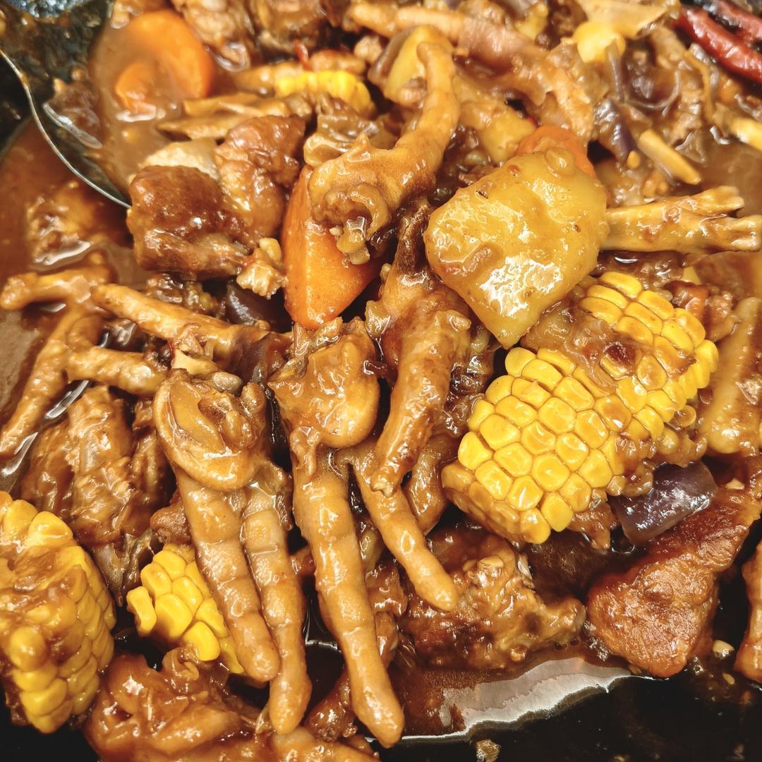 胖哥俩鸡爪排骨煲