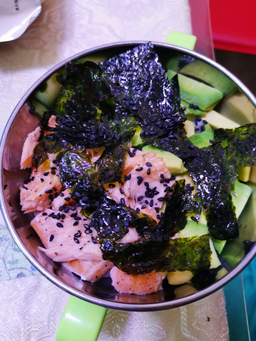 三文鱼牛油果拌饭