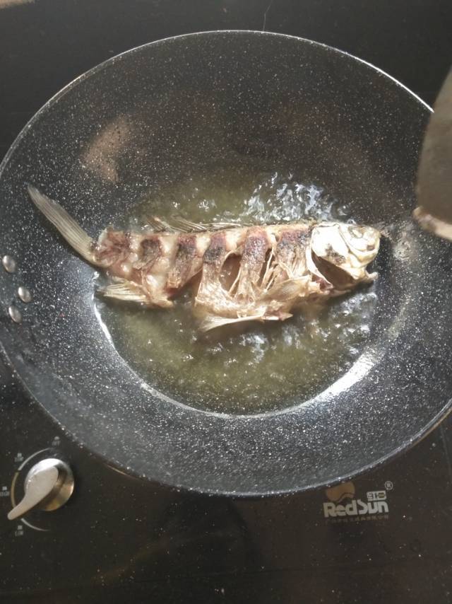 干烧鲫鱼
