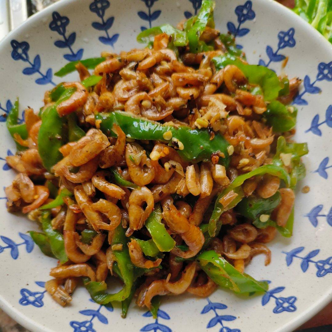 家常下饭菜小炒野生干河虾