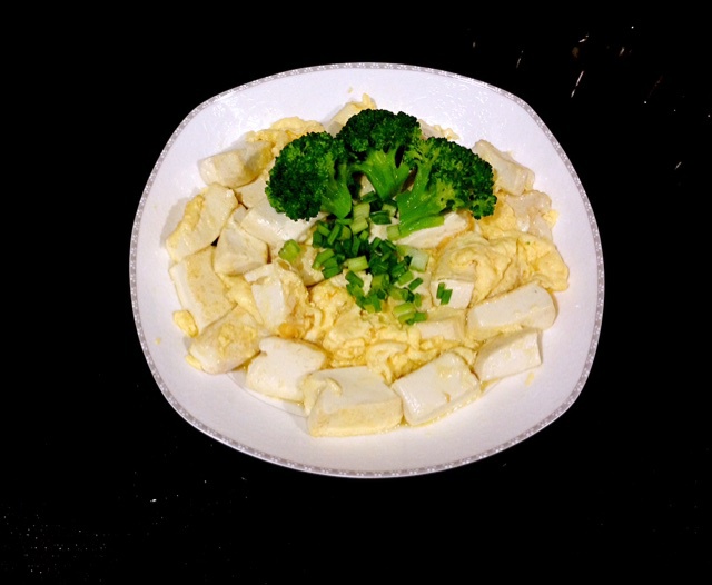 蛋包豆腐丁