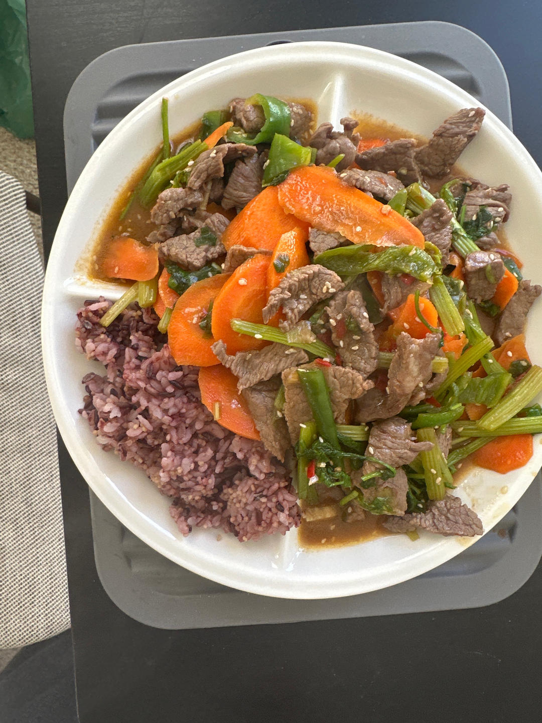 小炒牛肉（肉嫩味香）