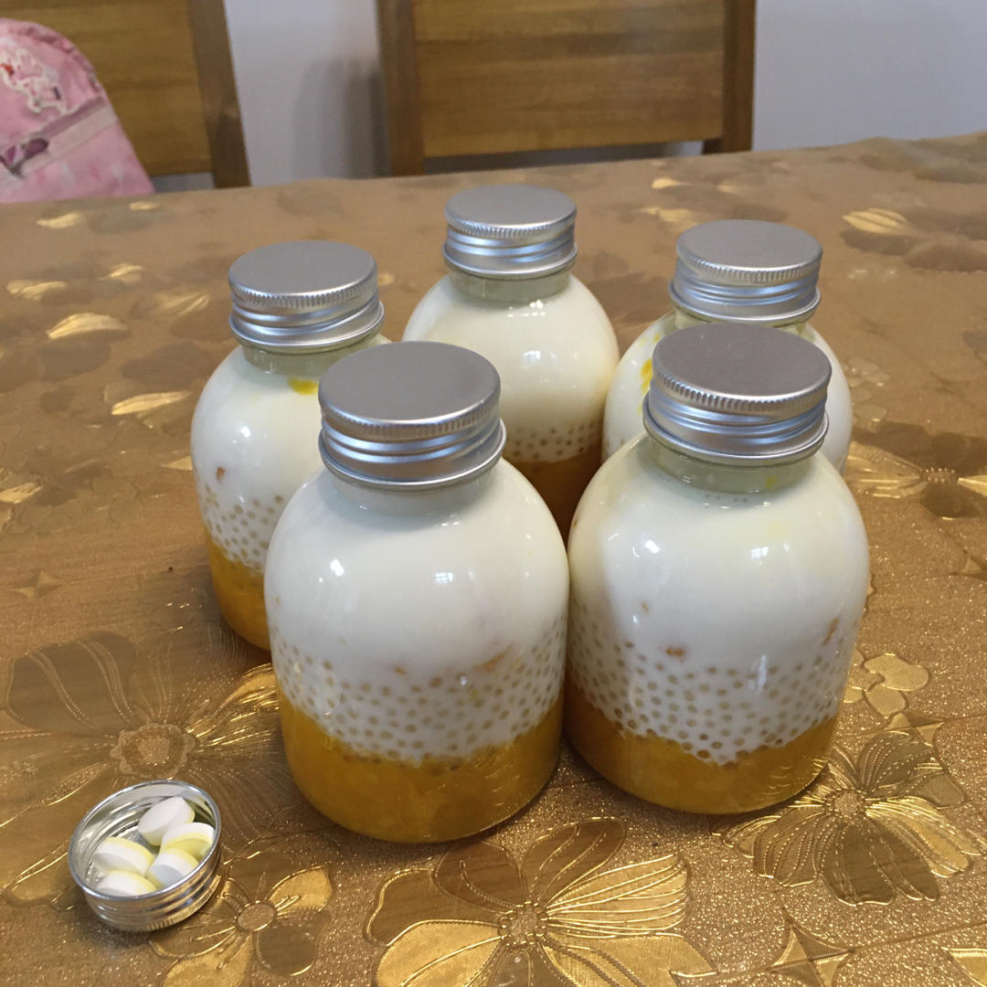 港式甜品——杨枝甘露(芒果西米露)附芒果花切法
