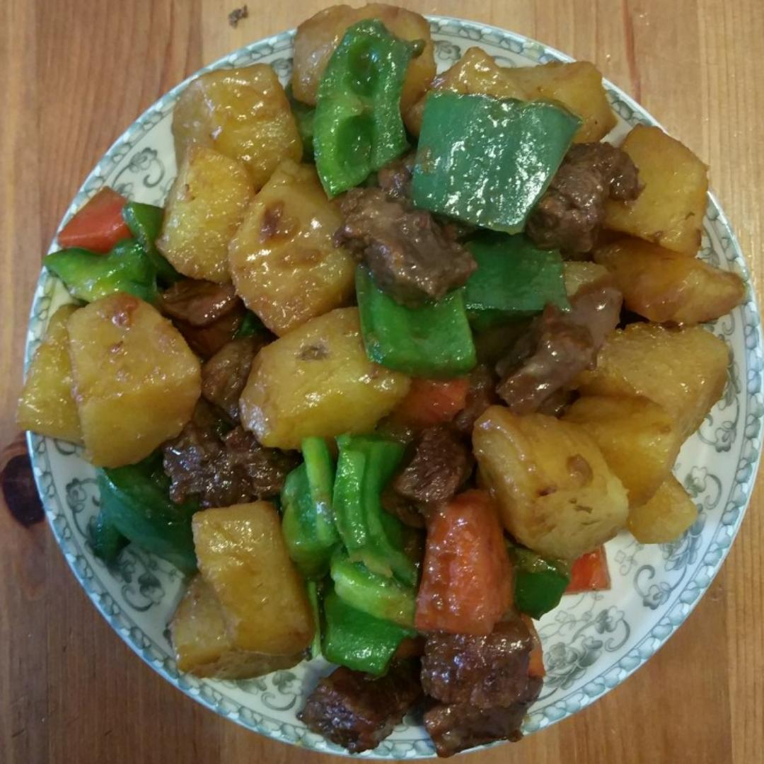 牛肉烧土豆