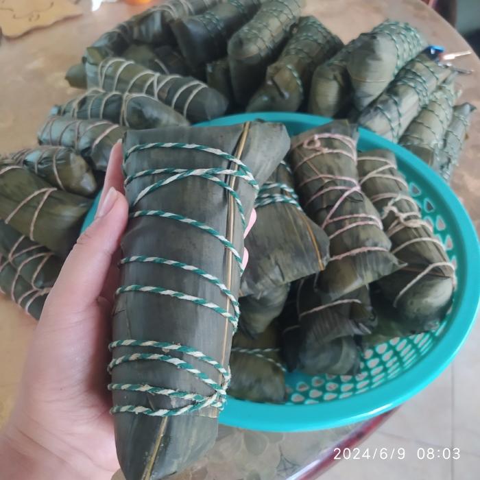 妈咪的♥️私房秘制咸蛋黄肉粽